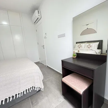 Apartment Dejablue, Block F2, Unit 7 *