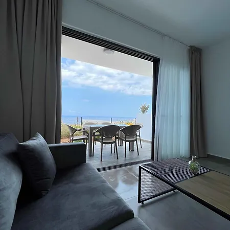 Dejablue, Block F2, Unit 7 Apartamento